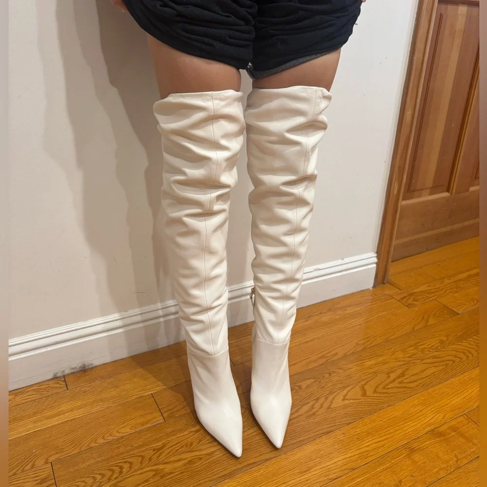 Stuart Weitzman Saloon 100 Wedge Boot in Cream, Size: 7.5